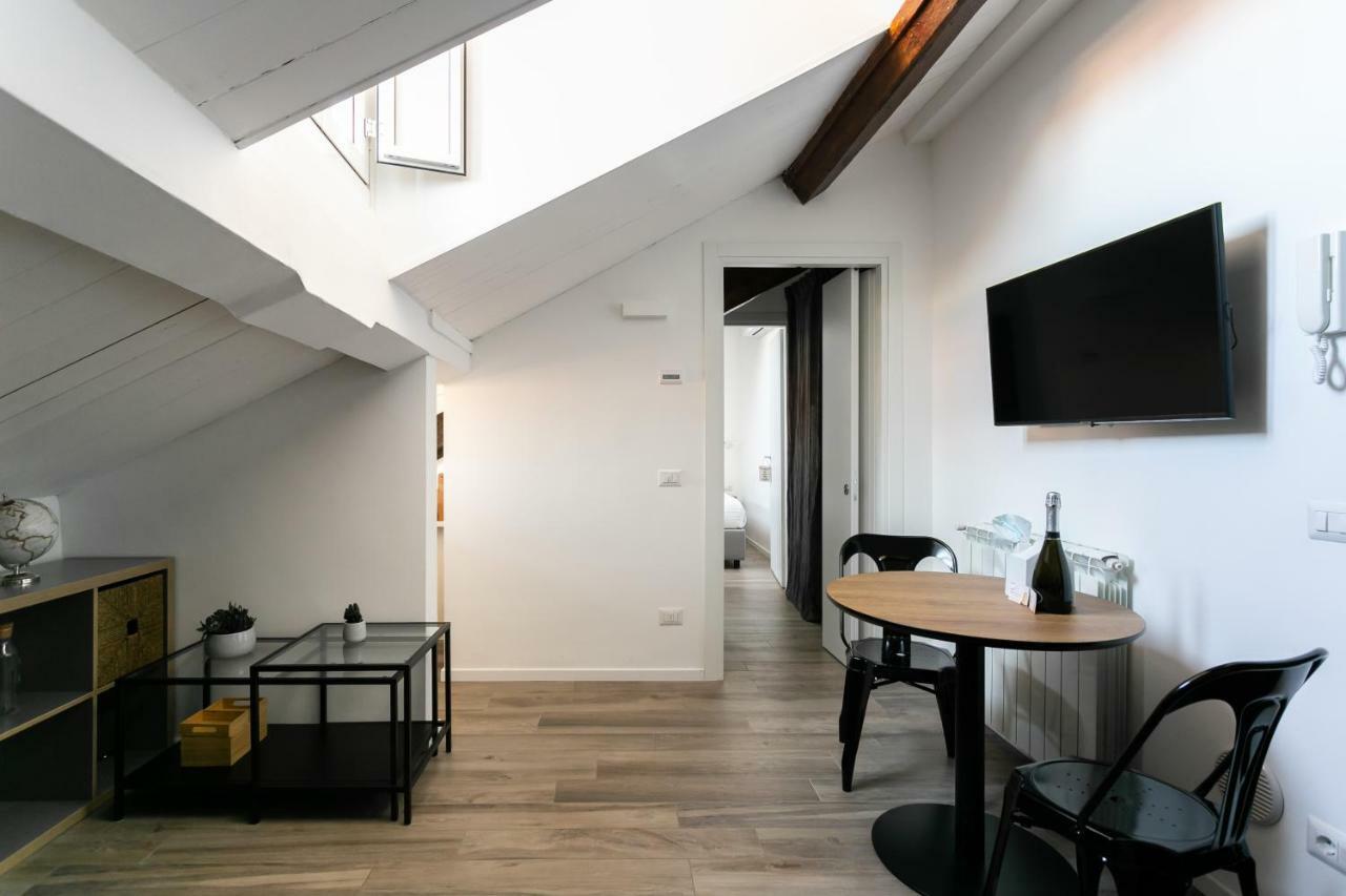 Milano Apartments Darsena ภายนอก รูปภาพ